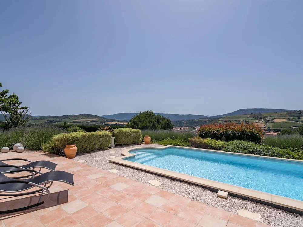 Villa in Limoux with Private Pool & Mountain Views