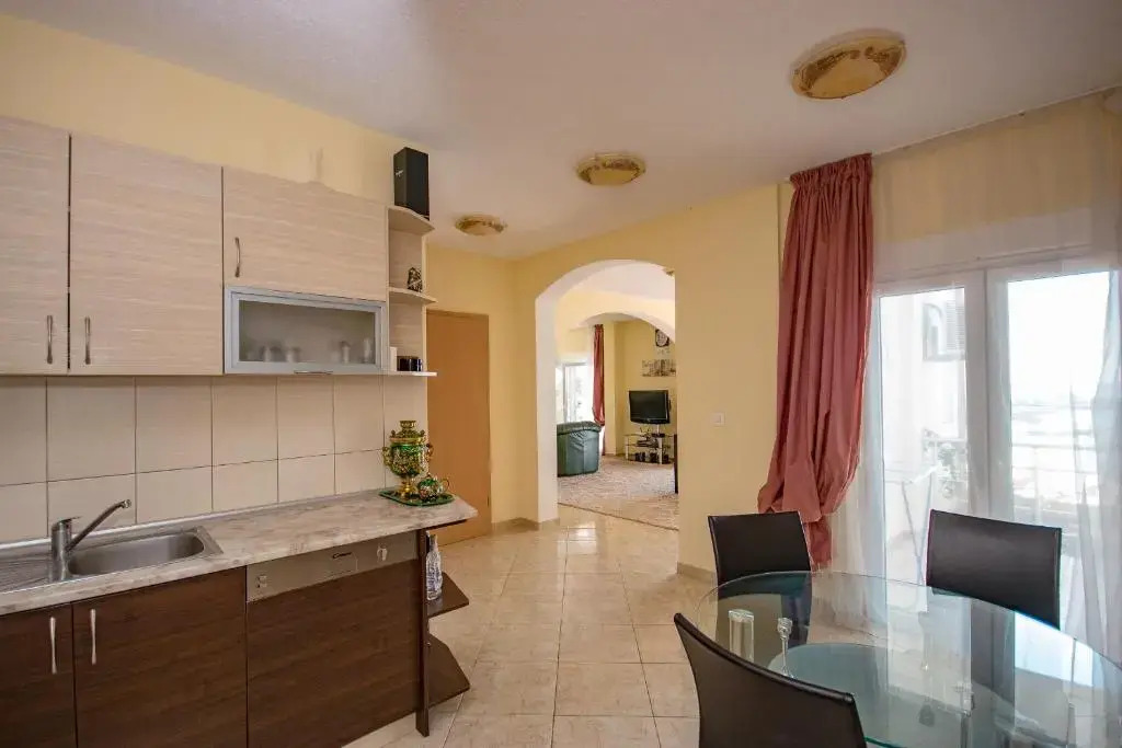 Aleksandra Apartments Utjeha