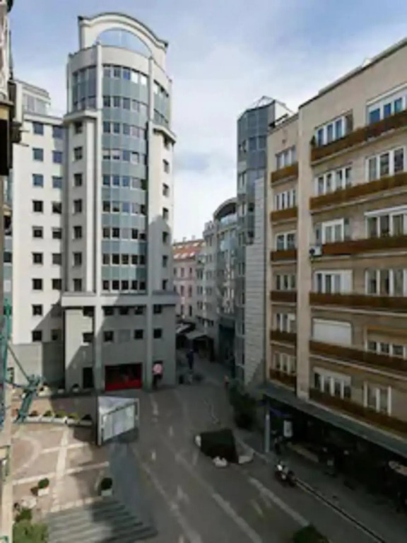 Splendid apartment at Gozsdu Courtyard