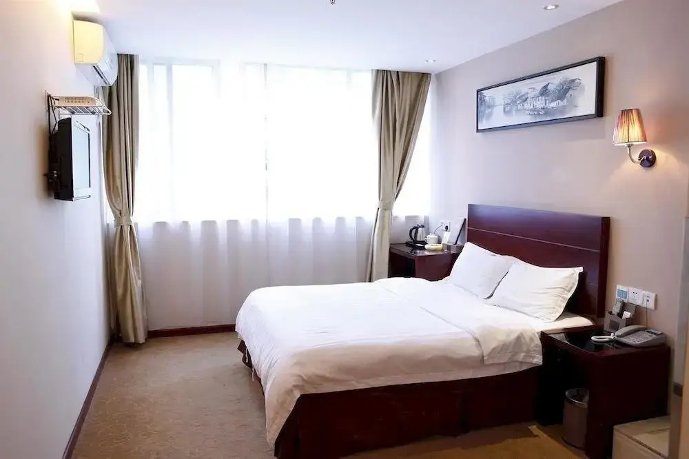 Shenzhen Jinlong Bay Business Hotel