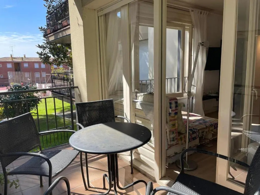 AJ-26 CALELLA DE PALAFRUGELL 6 Pax