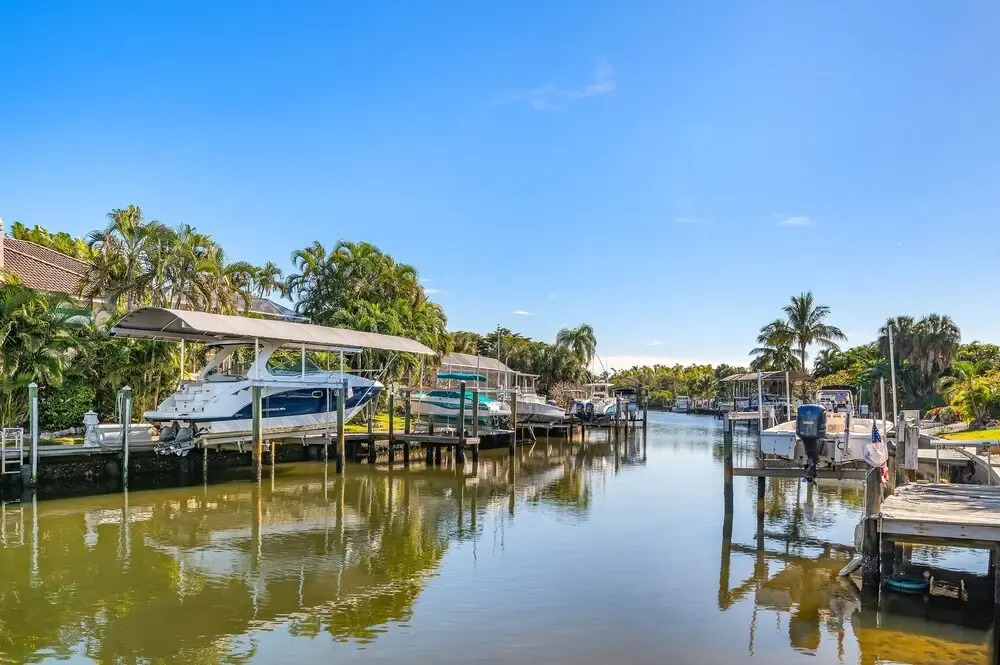 Private Pool Home Located Off Sarasota Bay Boat Dock Access 2 Bedroom Home by RedAwning