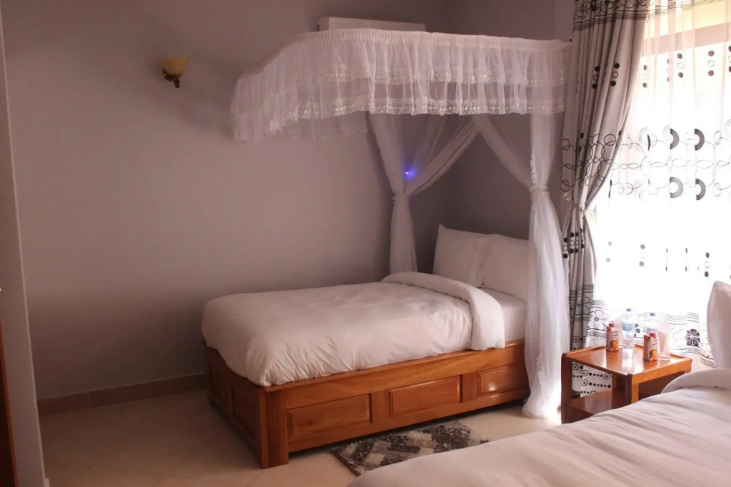 Venice Hotel