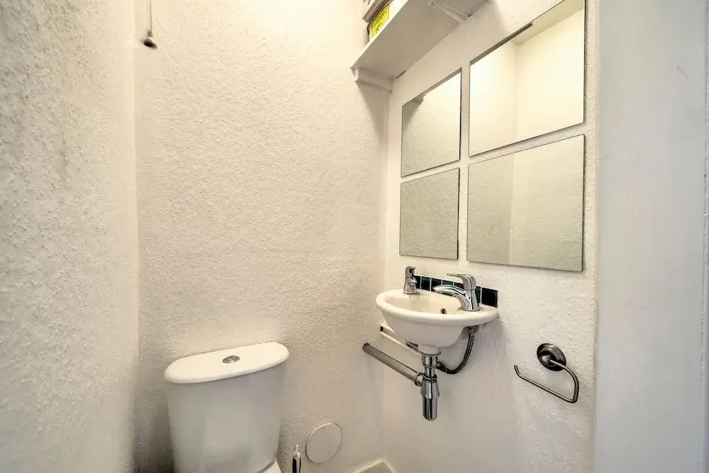 Cosy 2BR Flat Near King's Theatre