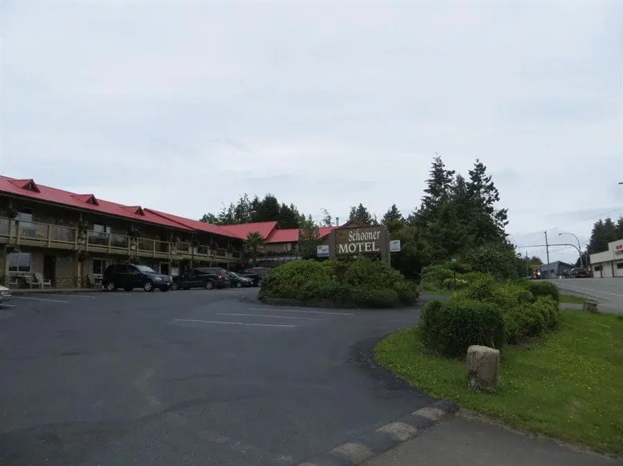 Schooner Motel