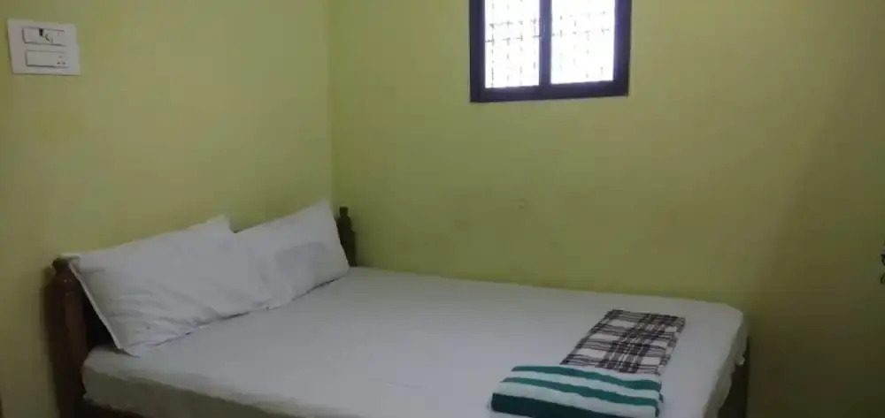 Hotel DMR Residency