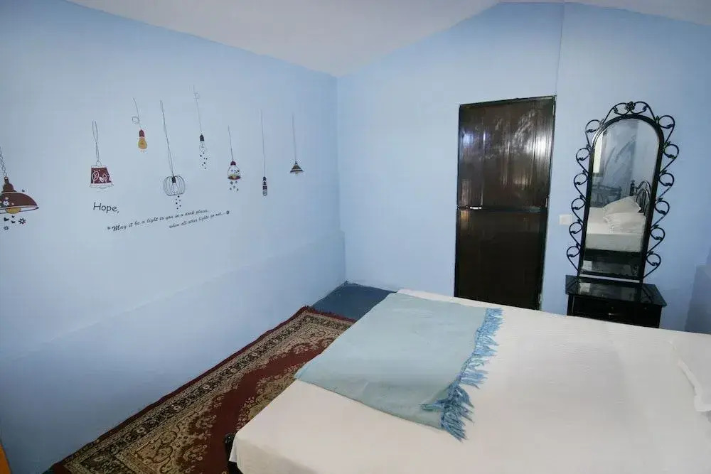 Rudra Holidays Guest House