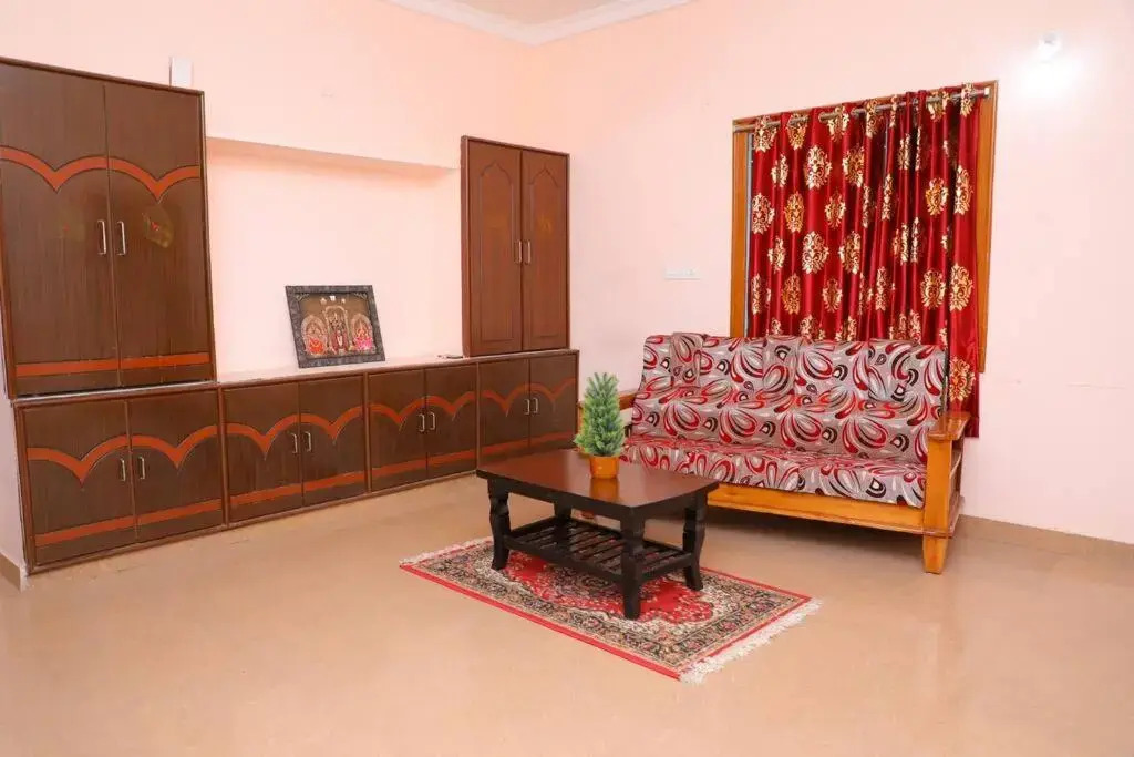 SLS Homestay