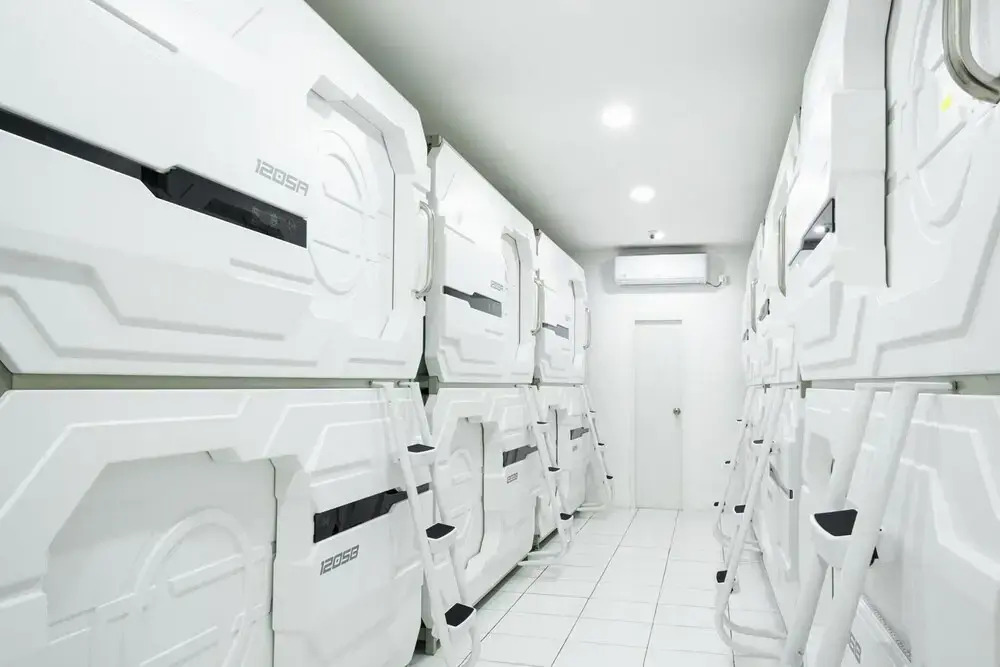 My Capsule Hotel by RedDoorz