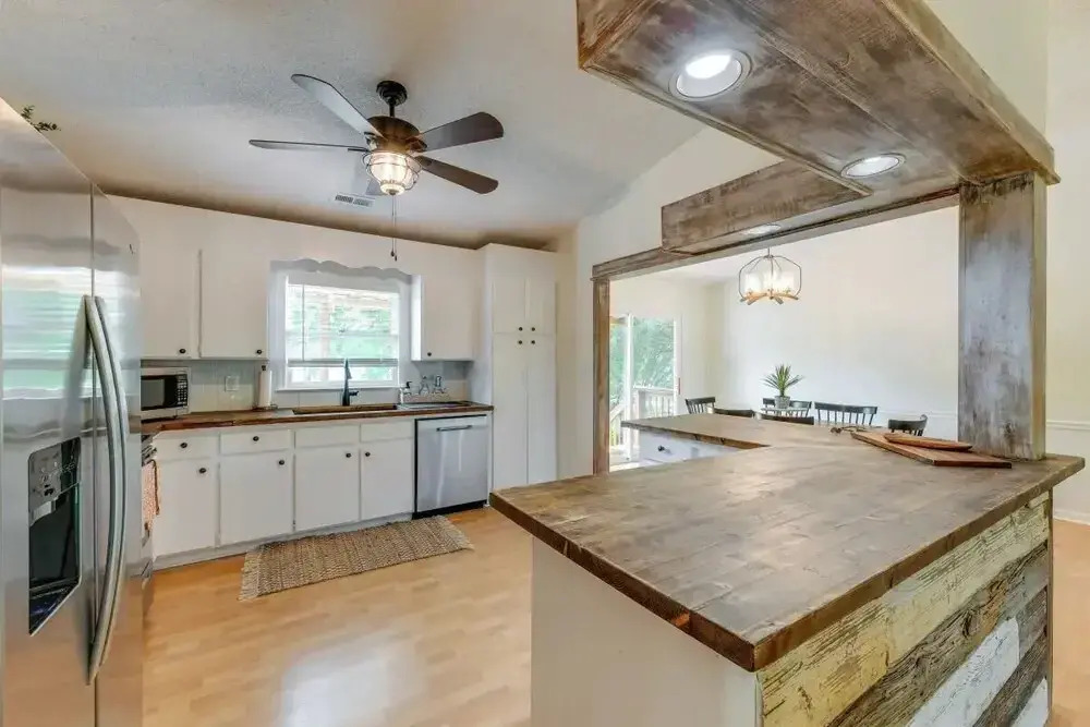 Pet-Friendly Lake Norman Retreat