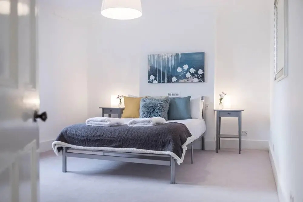 Delightful 1BR apt in Victorian Building Close to Hampstead Heath