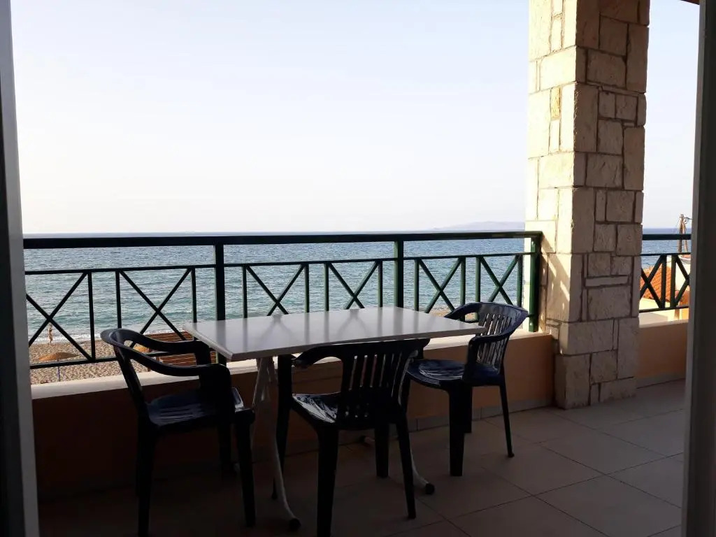 Minoica Beach Apartments