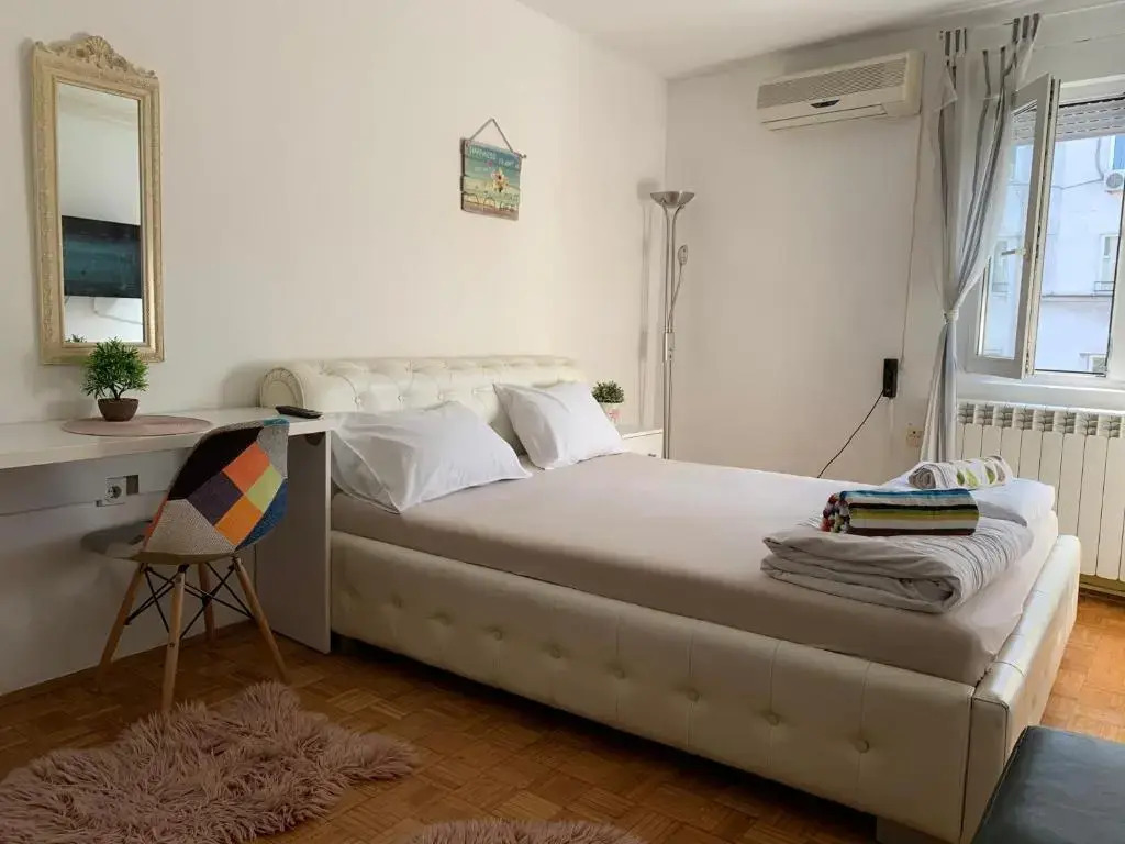 Sunrise Apartment