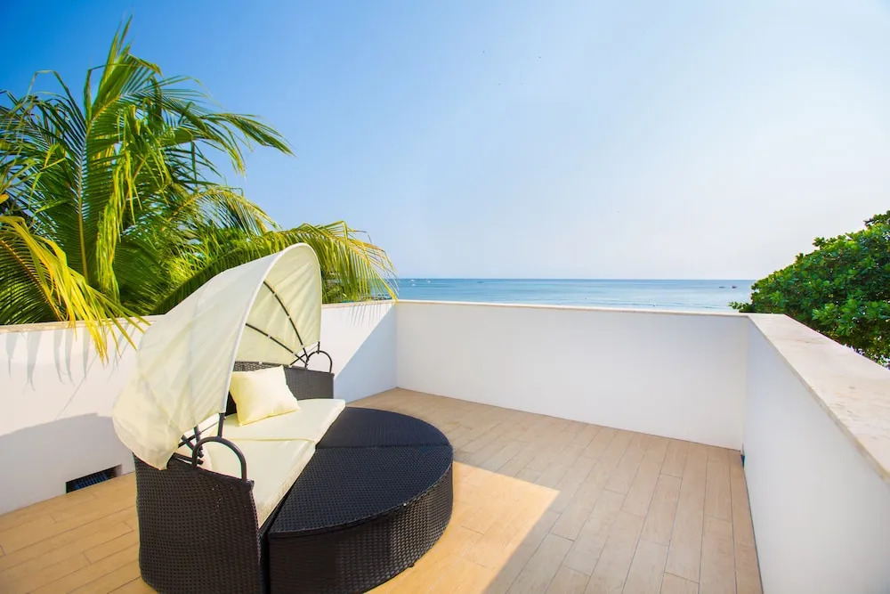 Bella Luna Beach House #227473