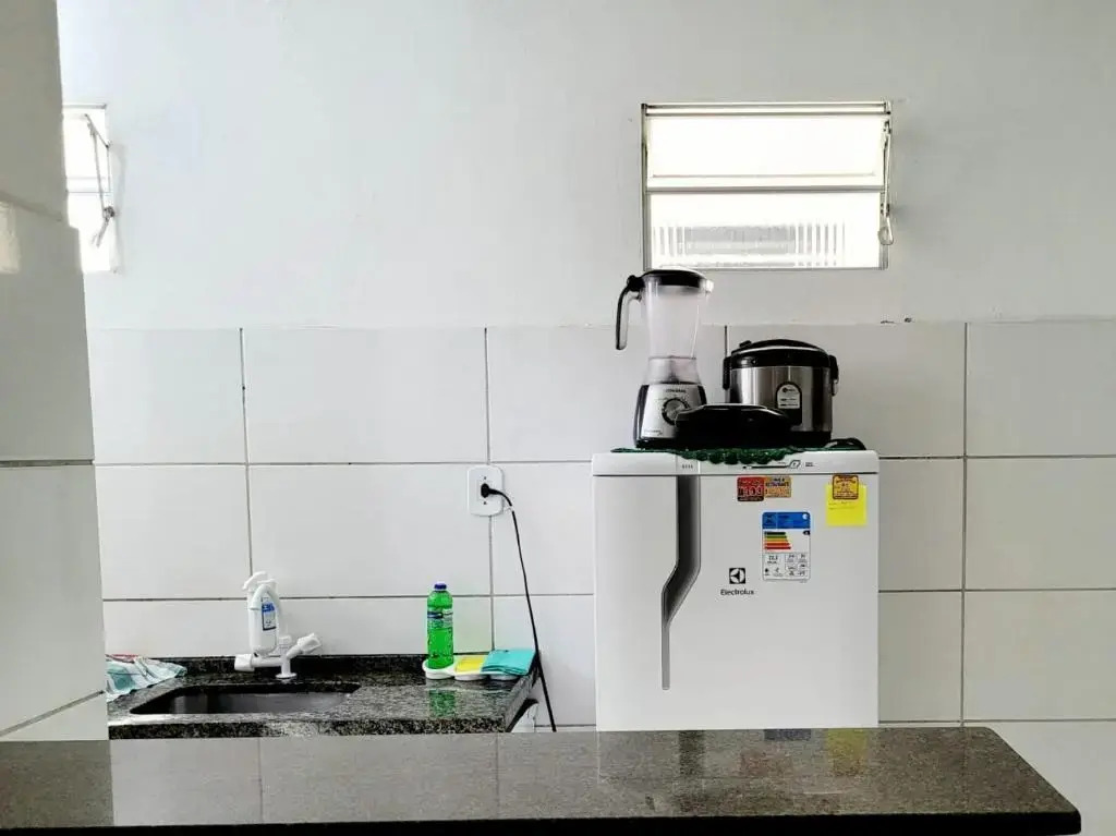 Apt Inteiro A, 02 Qts, 05 Pessoas, 15 min Praia