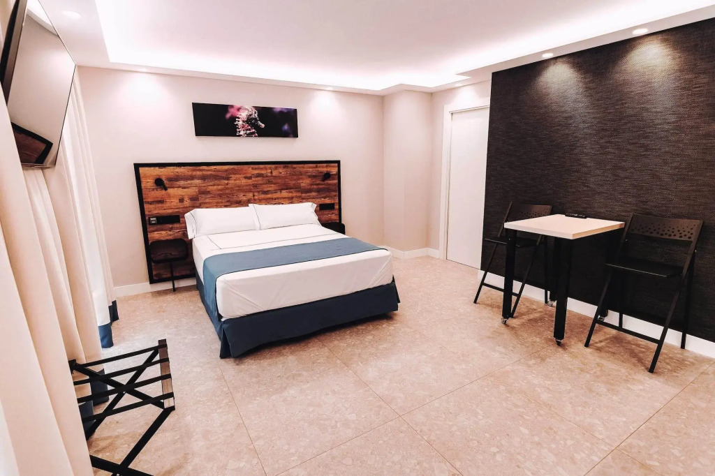Posidonia Aparthotel
