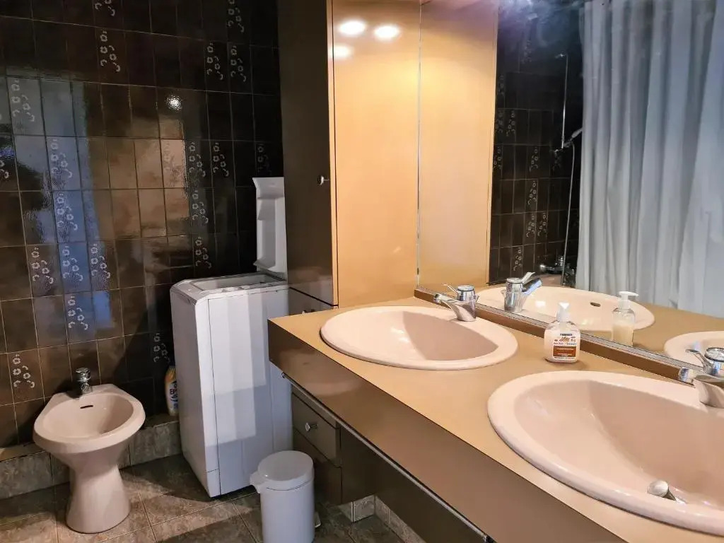 Appartement Les Sables-d'Olonne, 3 pièces, 5 personnes - FR-1-485-95
