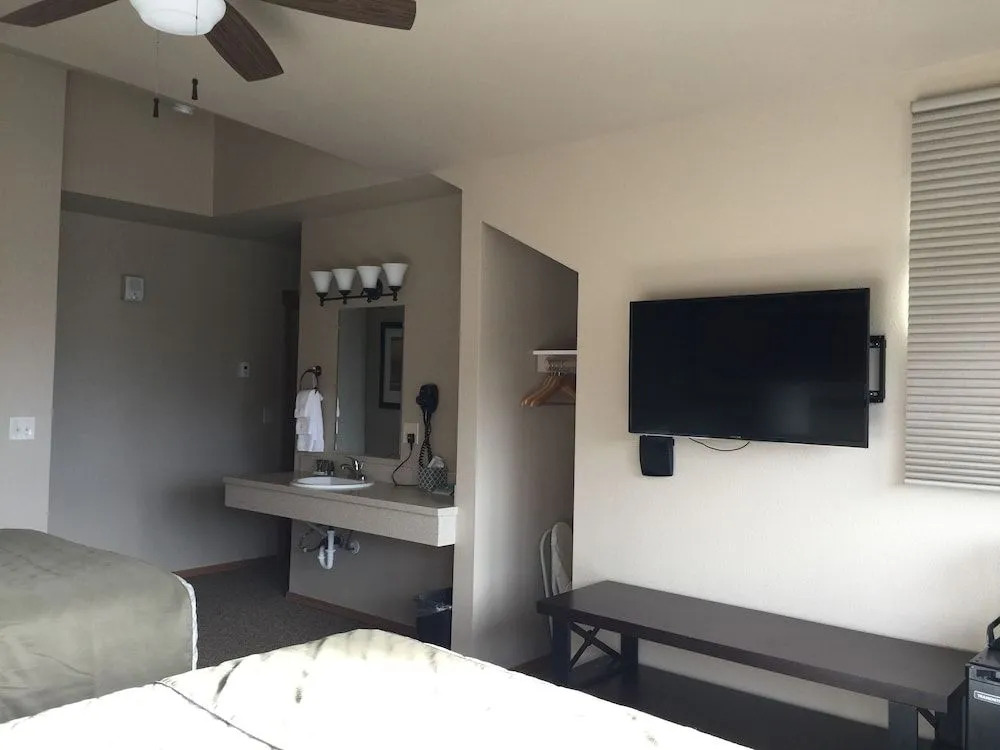Kenai Airport Hotel