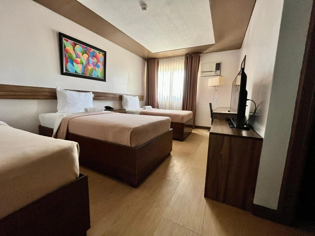 Leope Hotel