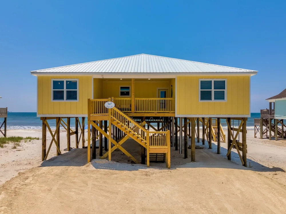 Lemon Breeze - 2521 Bienville 5 Bedroom Home by RedAwning