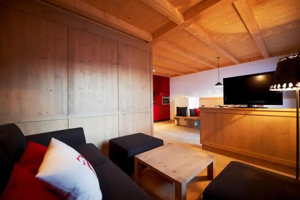 Zin Senfter Residence