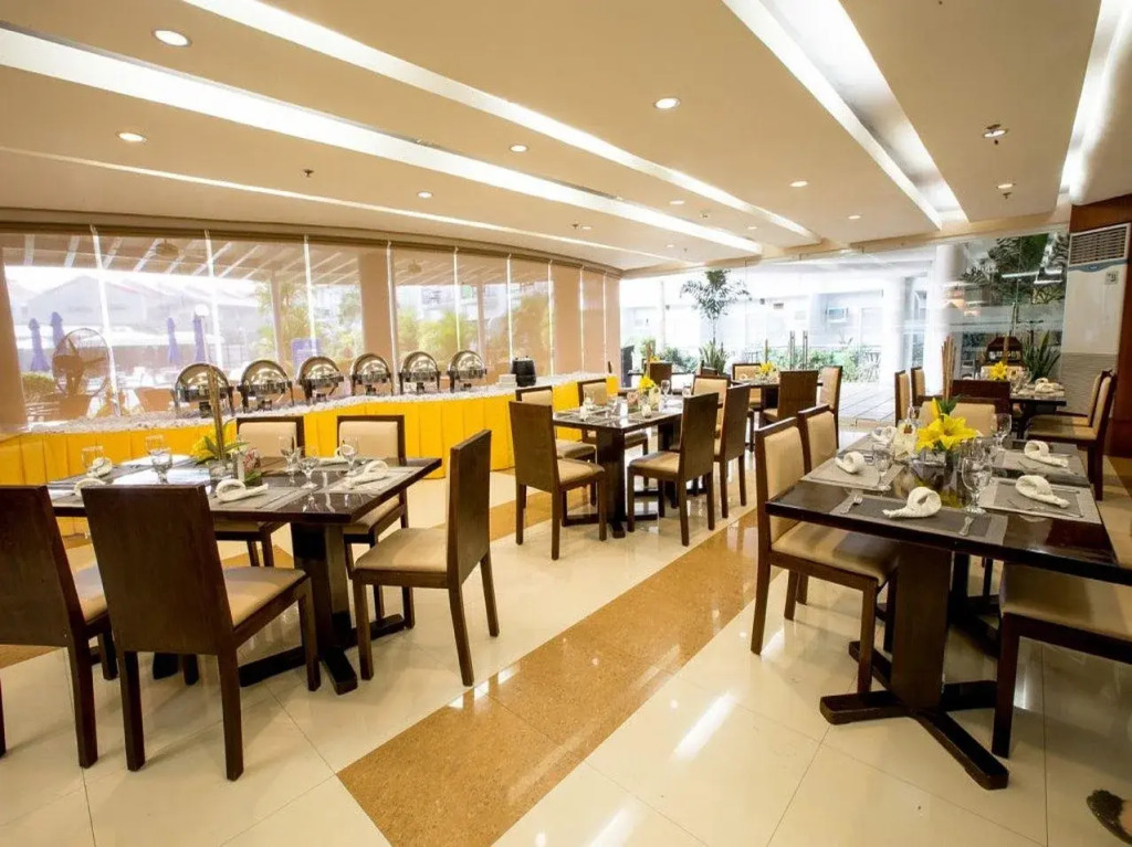 N Hotel