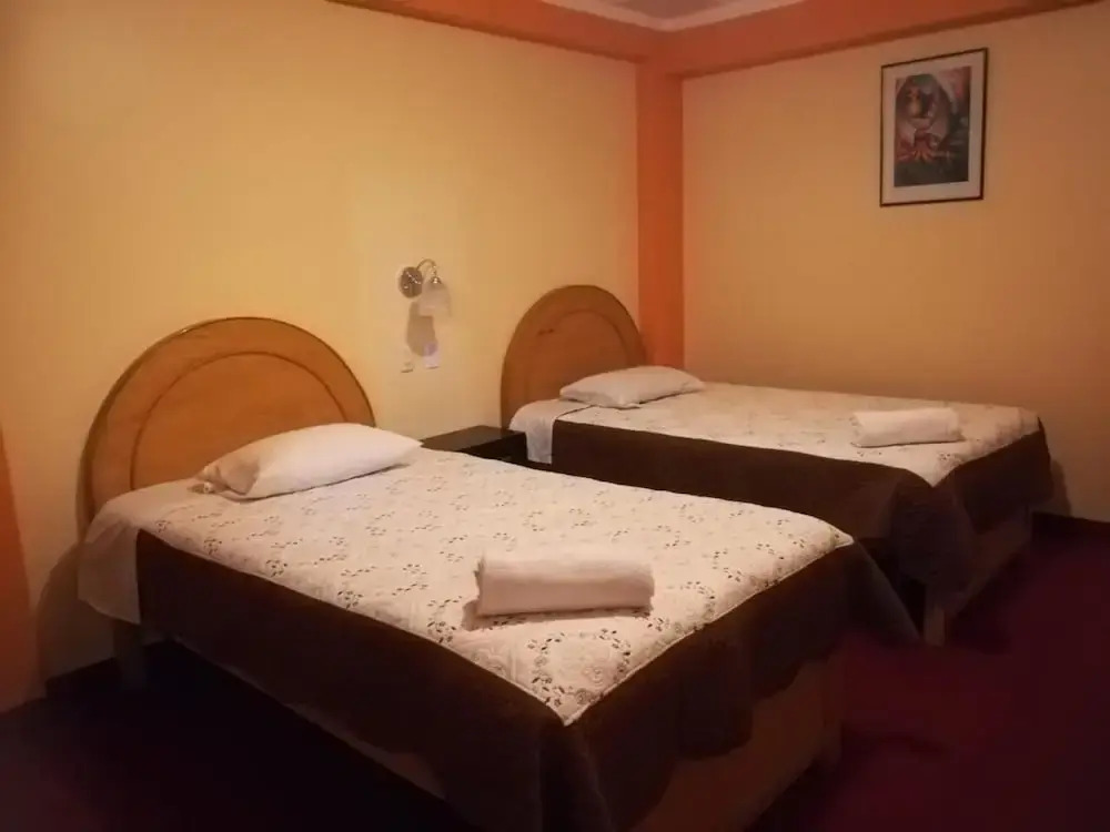 HOSTAL MILAGROS Inn