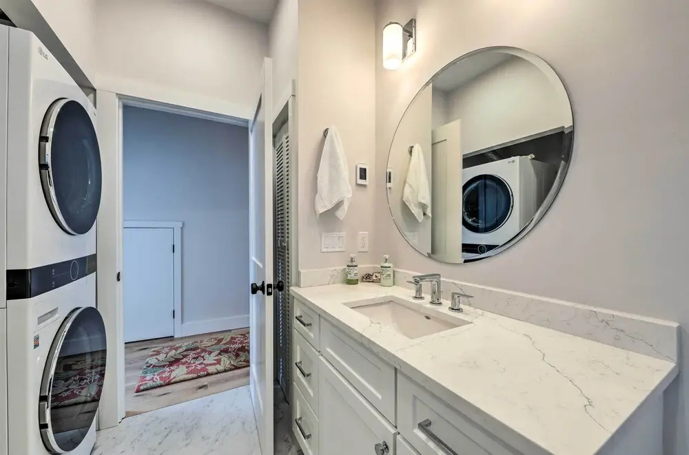 Spacious Portland Home: Walk Downtown
