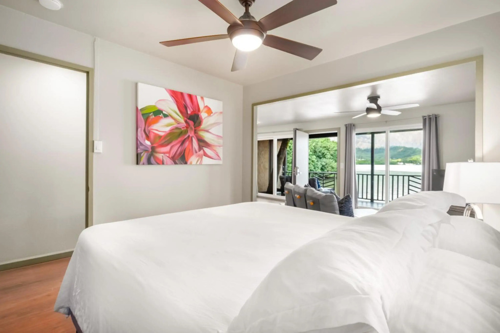 Paradise Bay Resort