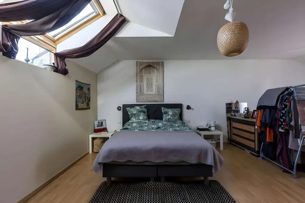 Trackside Retreat - Ideal Base in Le Mans