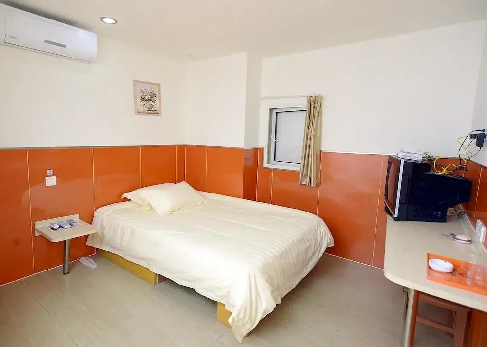 99 Inn Shenzhen Longgang Longcheng Square