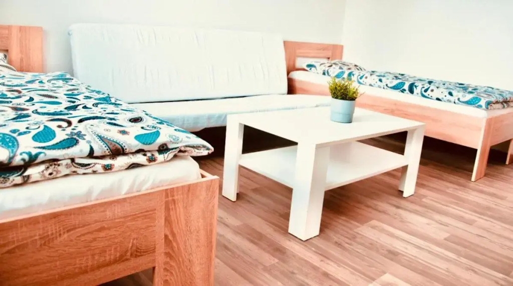 ZAROHEM 2 bedrooms APARTMENT in center with balcony