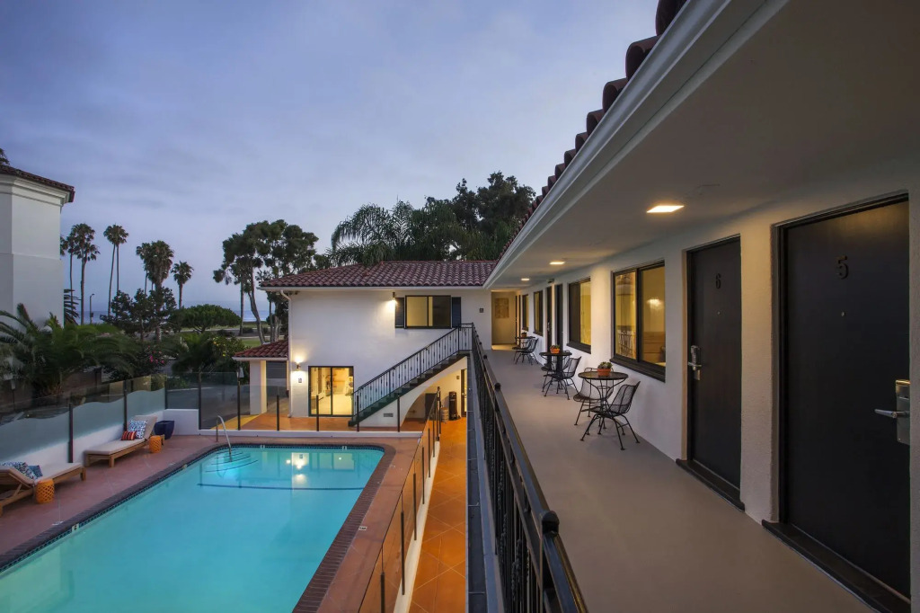 Blue Sands Inn, A Kirkwood Collection Hotel