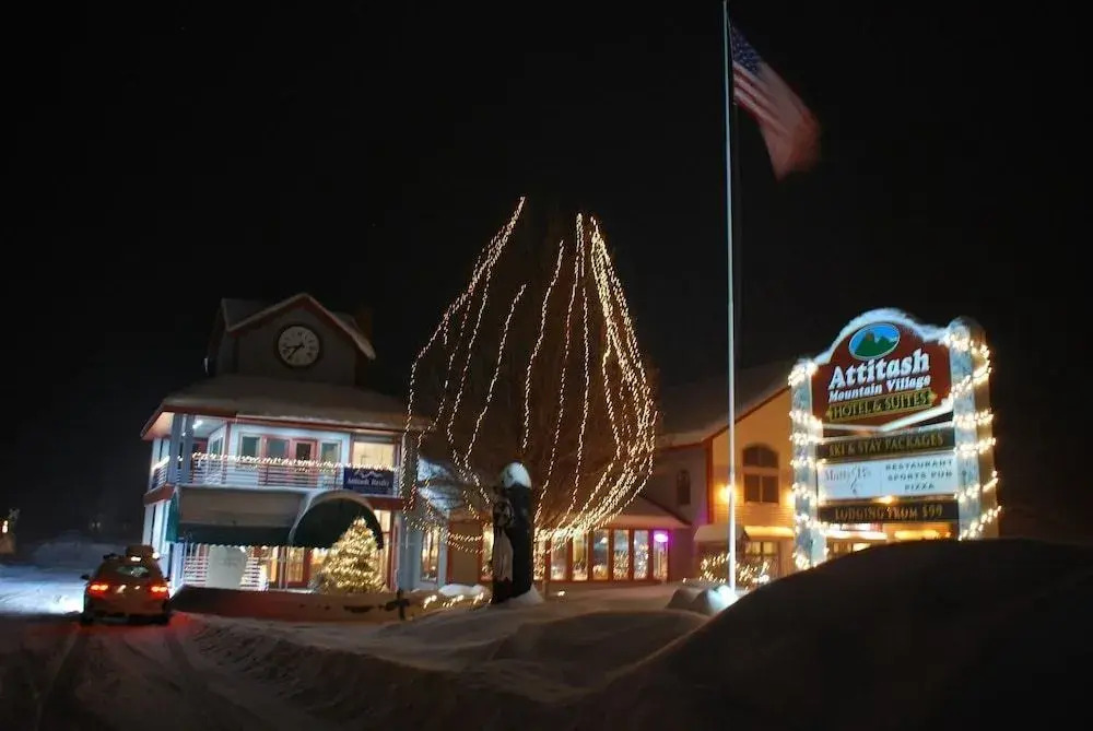 Attitash Mountain Village Studio - Slope View - Ski - Storyland