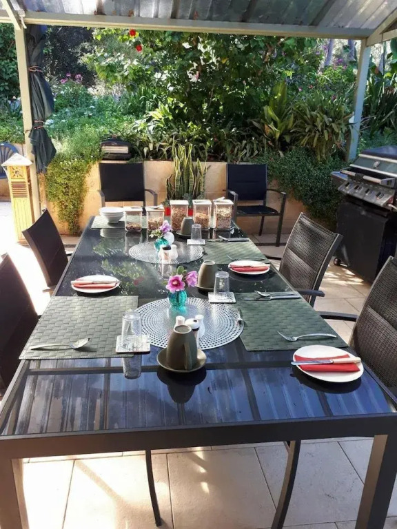 Devonleigh Bed & Breakfast
