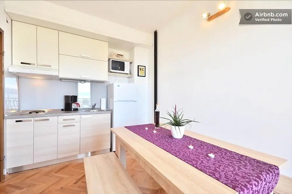 Nice and sea view apartment in Podstrana