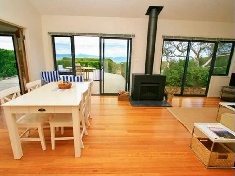 Southerlys Holiday House