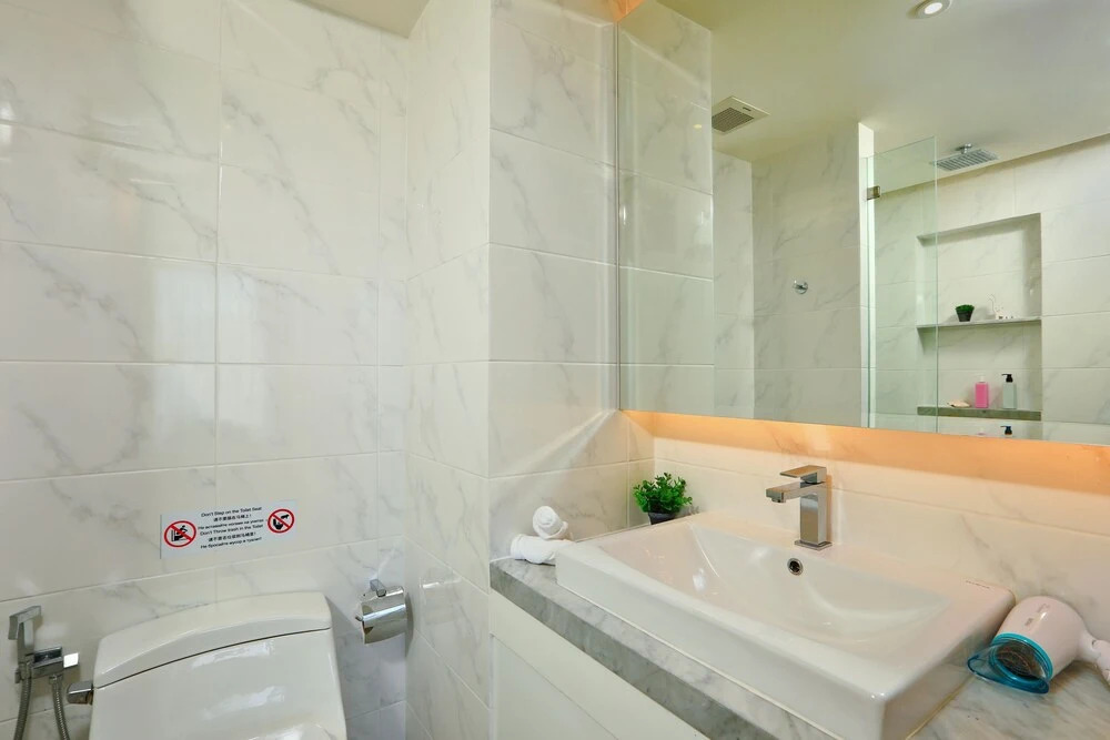 The Aristo Beach Front 33 by Holy Cow