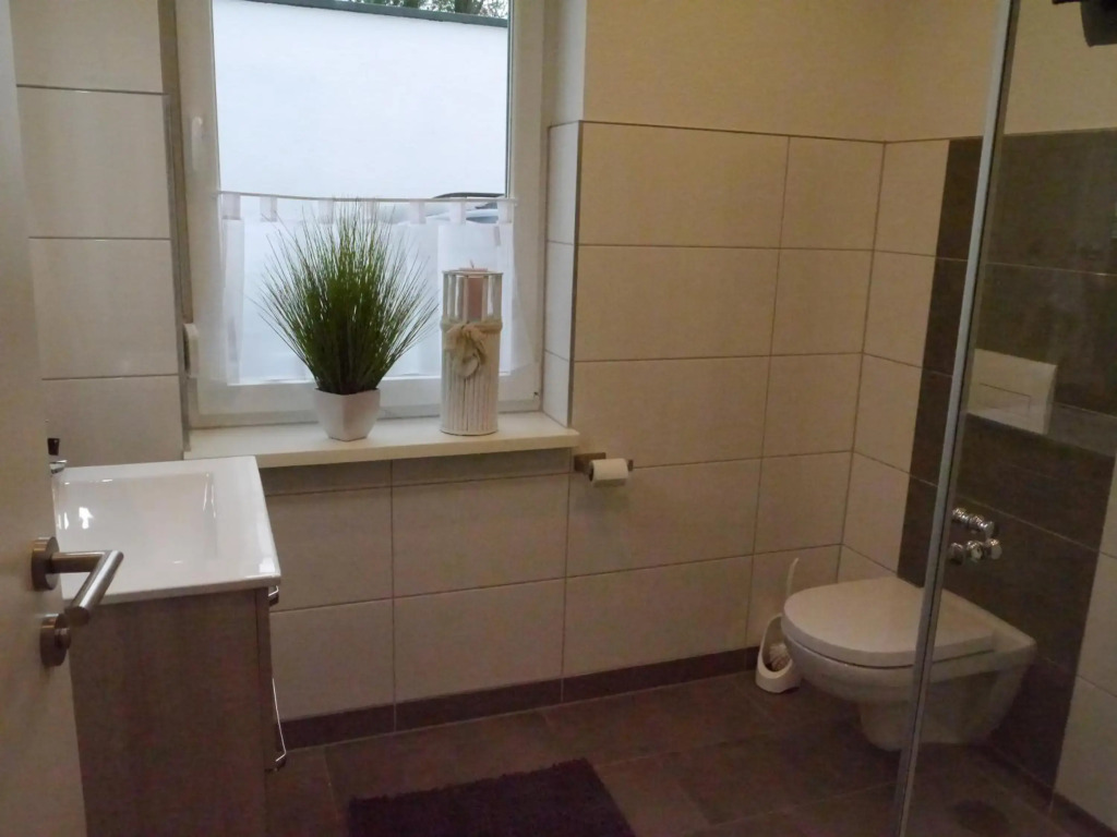 TraumFewo Sonnenschein mit Whirlpool-Badewanne und 2 Bädern