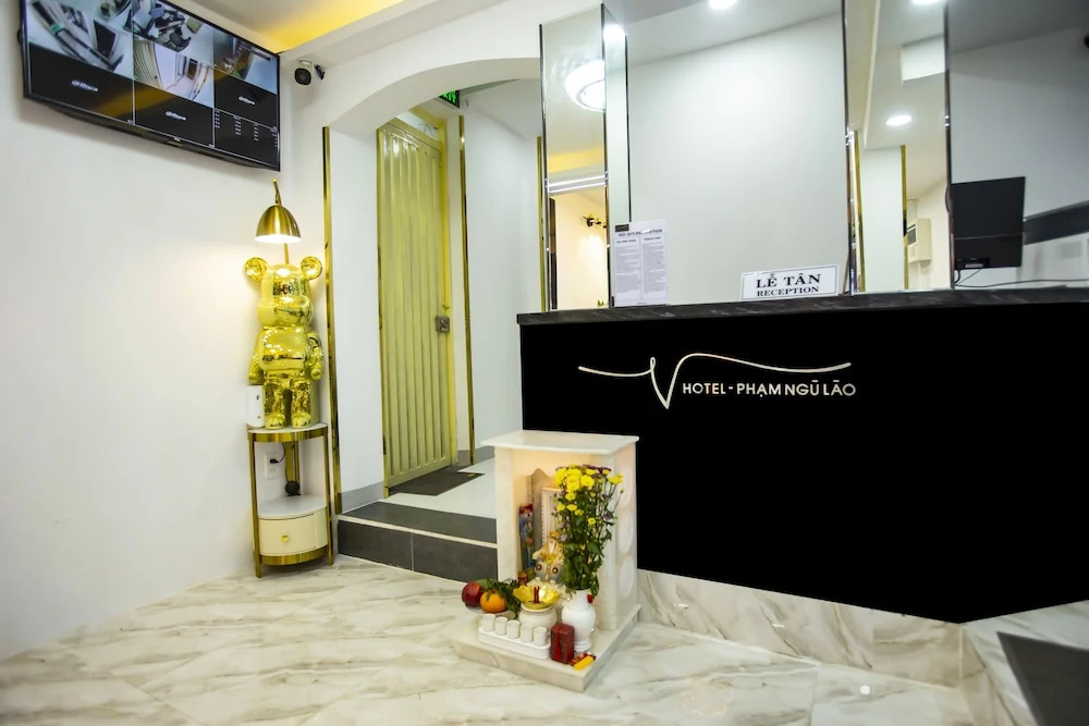 Le Vu Hotel