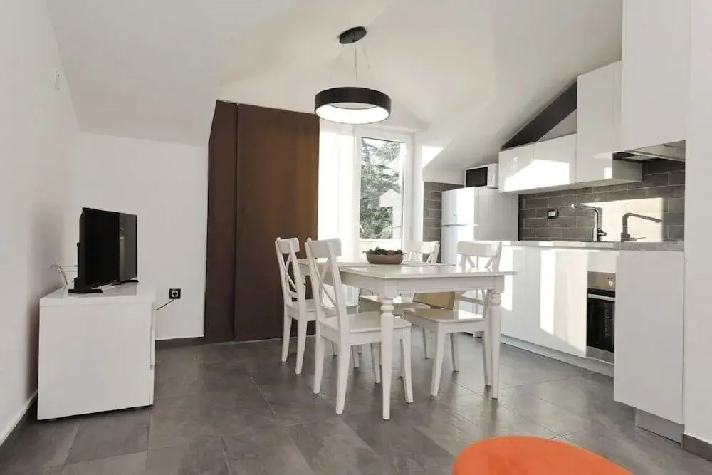 Villa Milka - Heated Pool - H