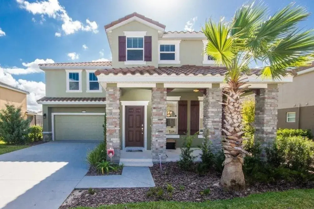 Oakview 4213 6 Br villa by RedAwning
