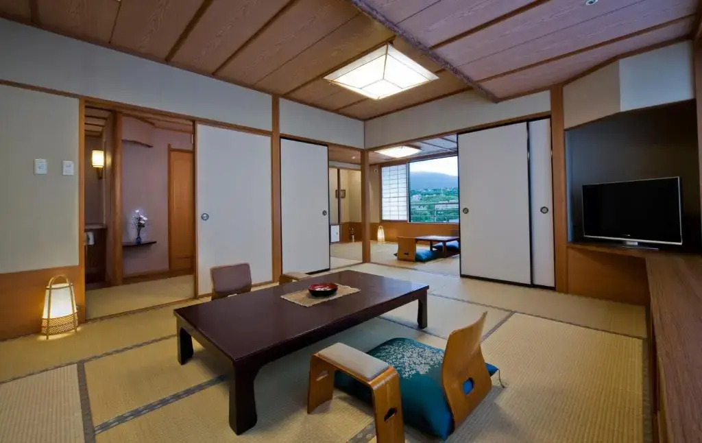 Biwako Grand Hotel