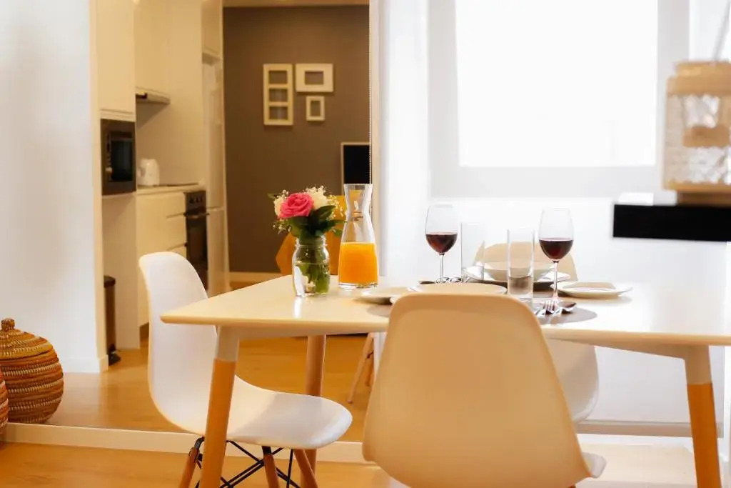 2 Towers Apartment