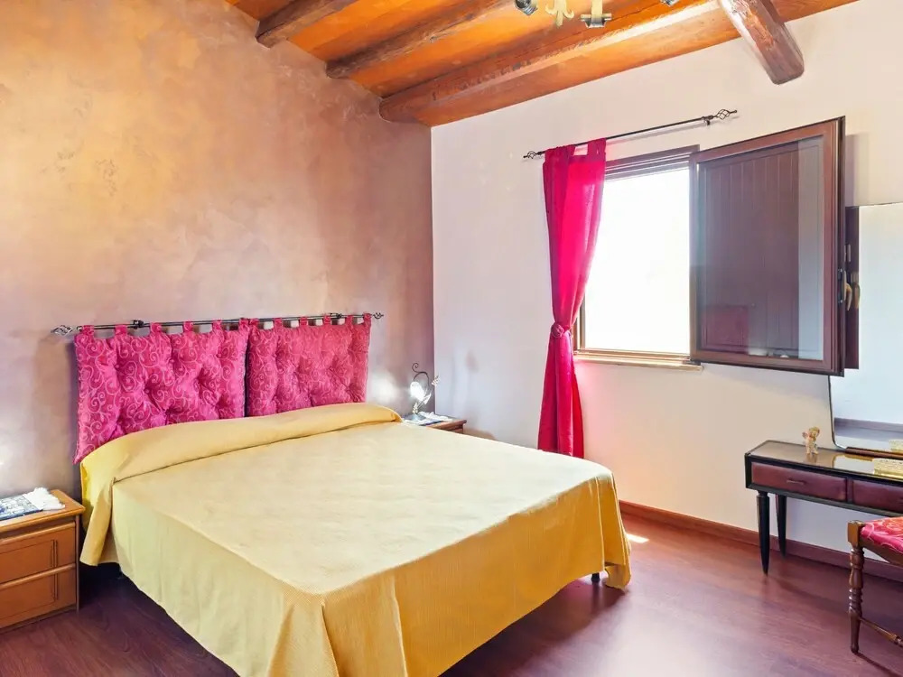Charming Holiday Home in Sciacca With Swimming Pool