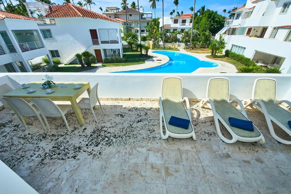 Las Terrazas Condo Punta Cana Beach - Los Corales Village
