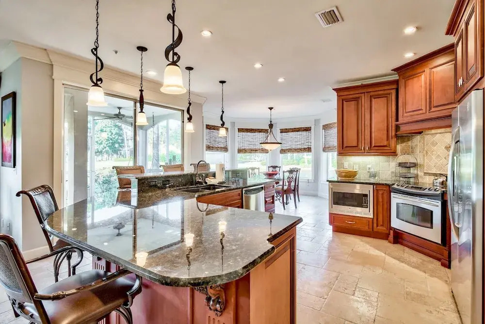 8501 Turnberry Court Condo 3 Bedrooms 3 Bathrooms Condo
