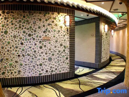 Quanwan Impression Theme Hotel