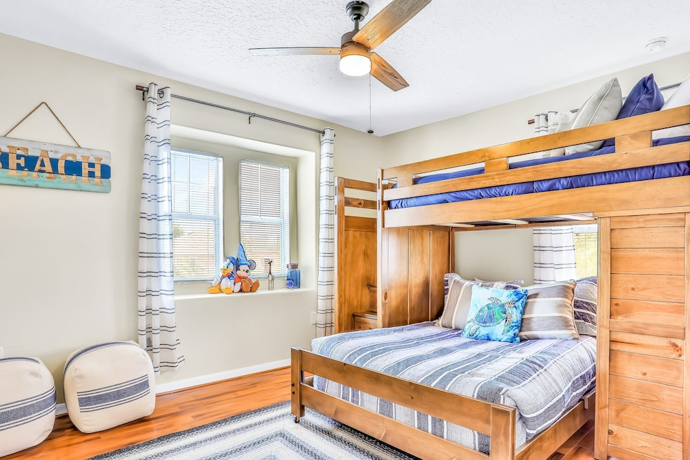 Dog-friendly Home w/ Private Hot Tub, High-speed Wifi, AC, Washer/dryer & Patio