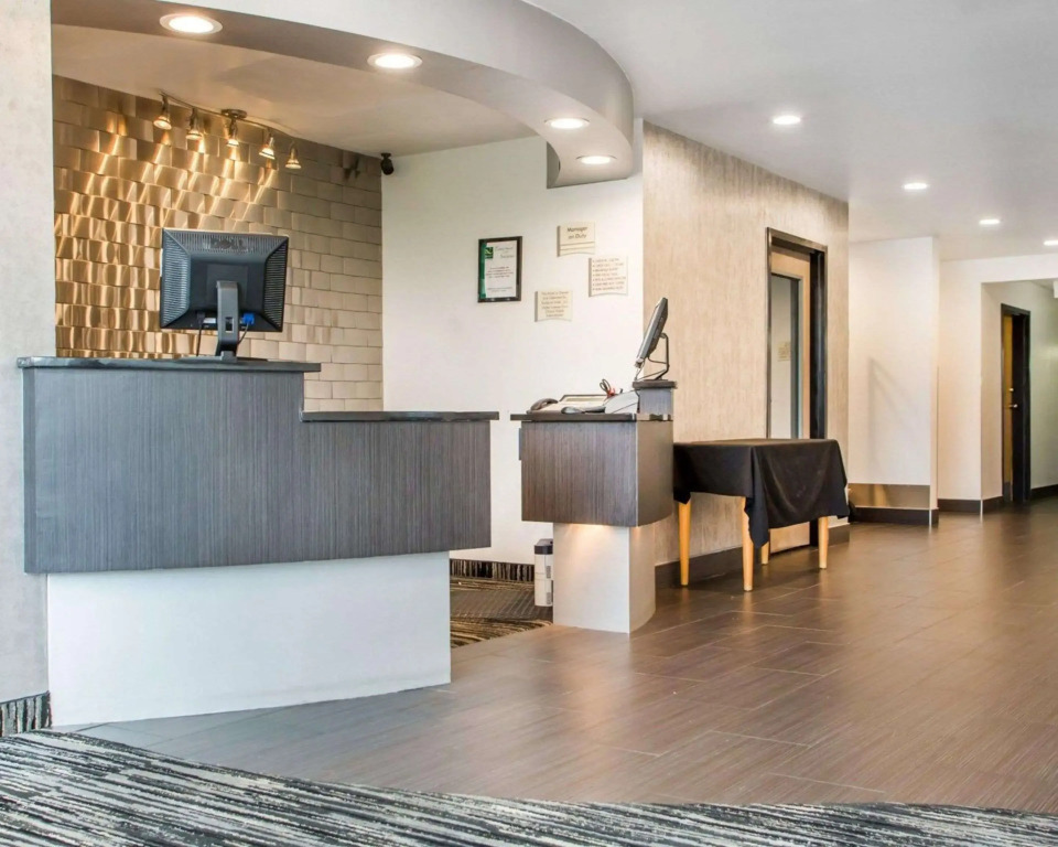 Quality Inn & Suites North-Polaris